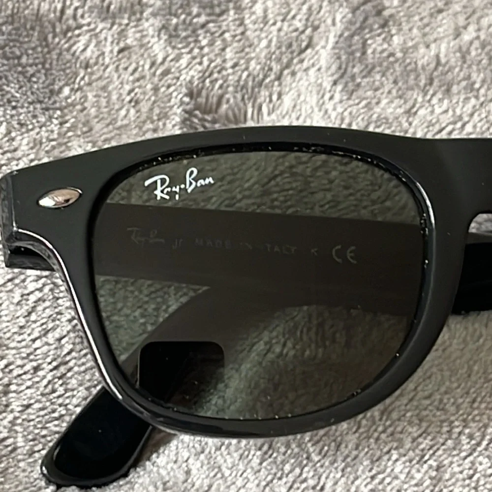 KIDS Ray-Ban SUNGLASSES